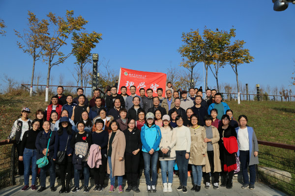 775ee39608fd4df8b5a99f4845a0dc00.jpg 3V7A1114.jpg