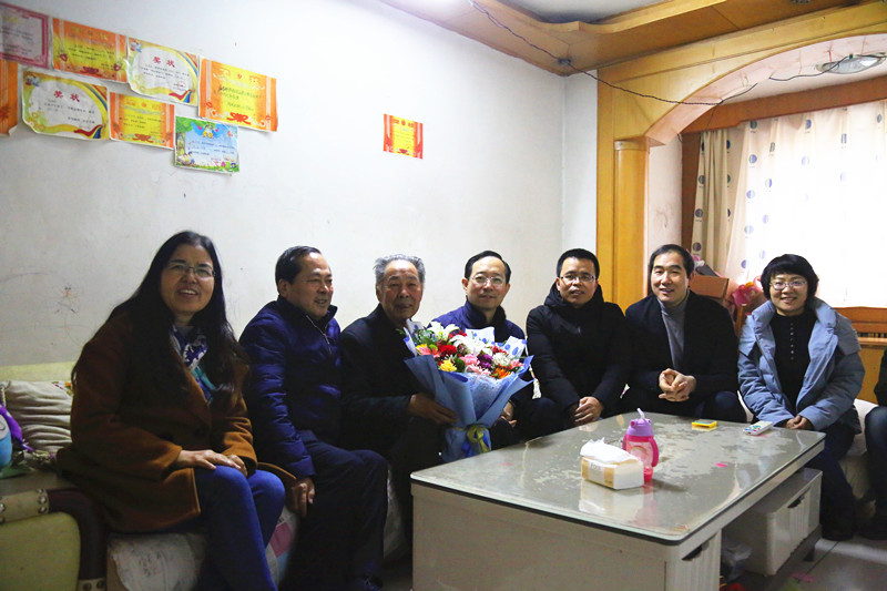 daa50af9ac124baf8afc4a276ddda34e.jpg daa50af9ac124baf8afc4a276ddda34e.jpg