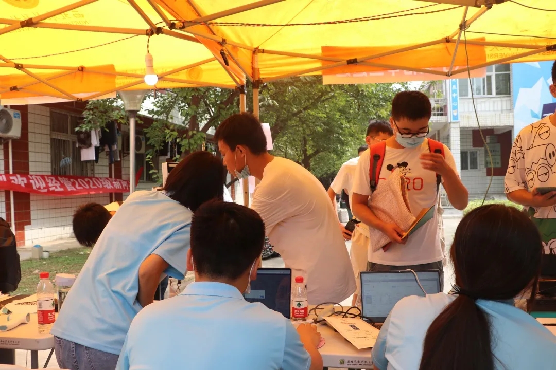 0cb23f3d15564124b595f86eabe9460e.jpg 0cb23f3d15564124b595f86eabe9460e.jpg