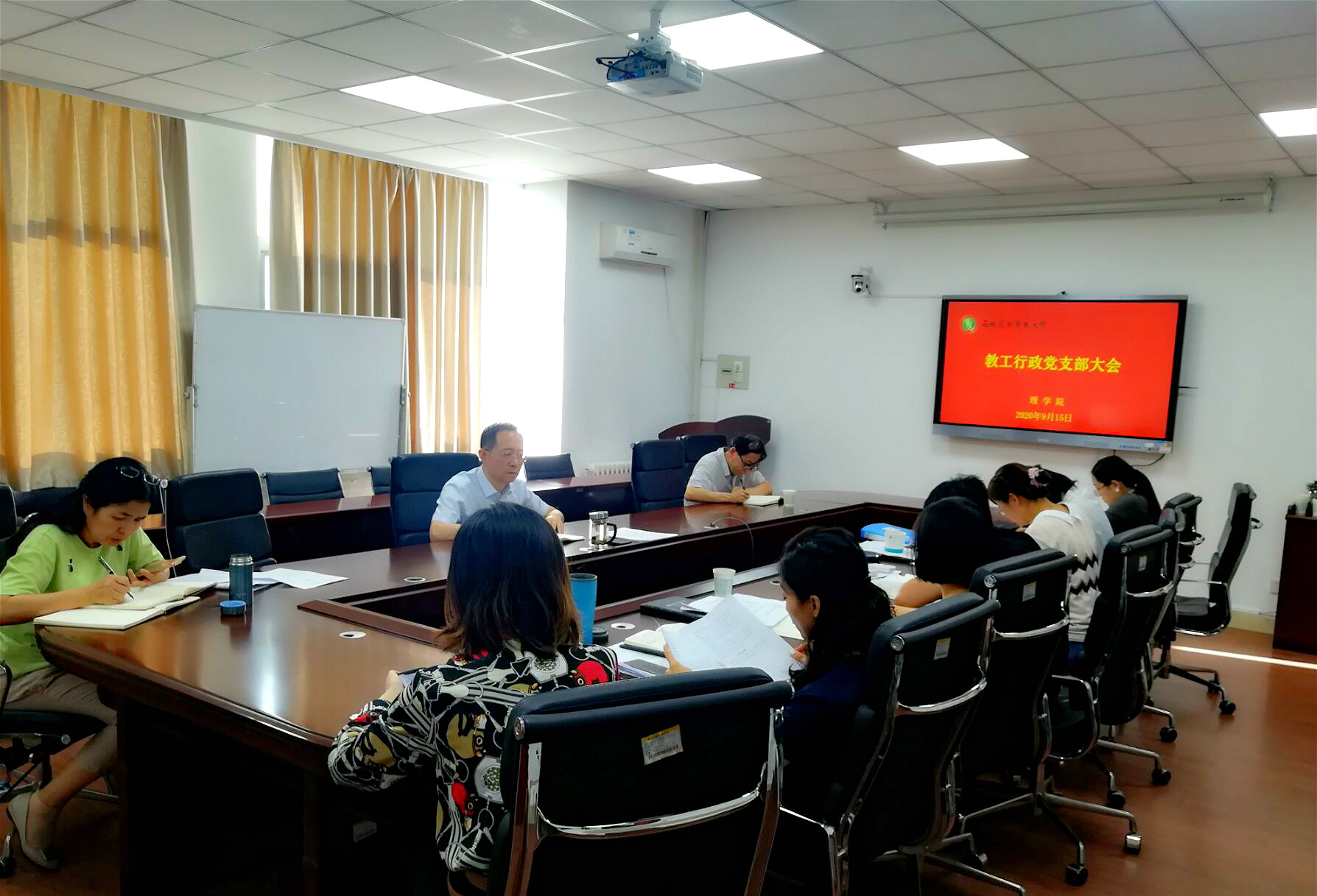 4b5dd90d69f249dda0abc977bbc82f85.jpg 4b5dd90d69f249dda0abc977bbc82f85.jpg