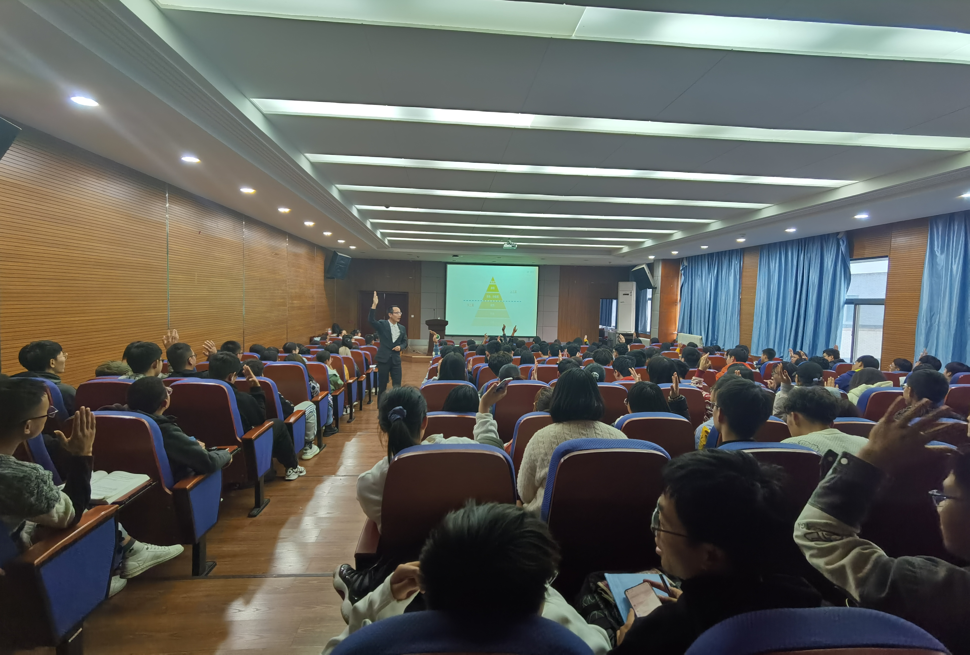 c6db7aa438cd483e990c12e8d1db7214.jpg c6db7aa438cd483e990c12e8d1db7214.jpg