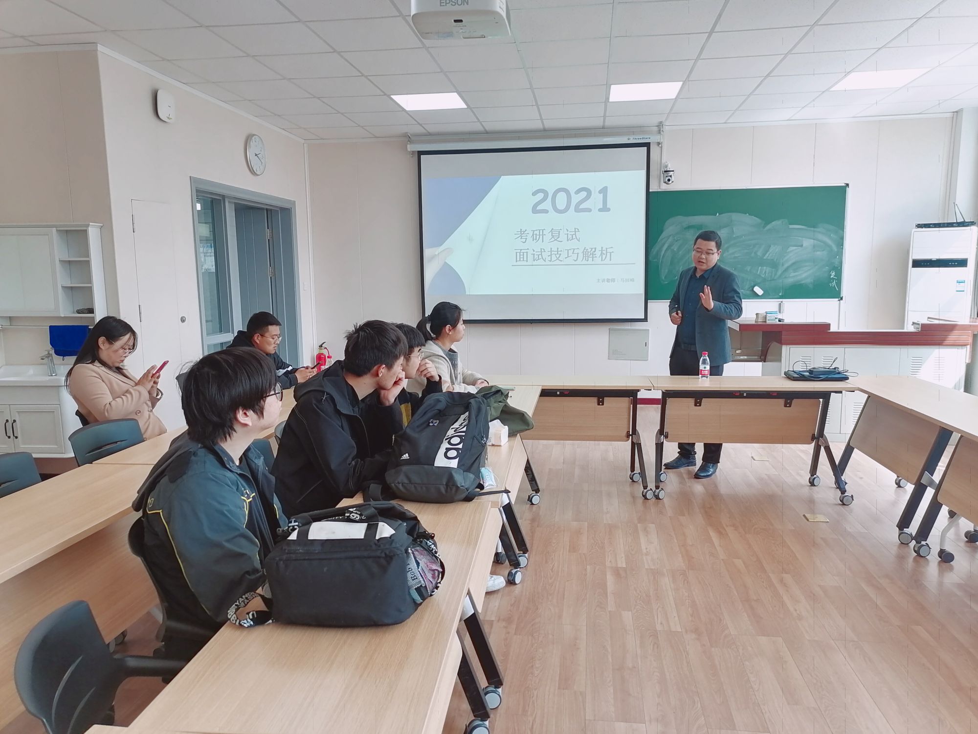 2c299df851ce4fe38123b9cd85b678fa.jpg 2c299df851ce4fe38123b9cd85b678fa.jpg