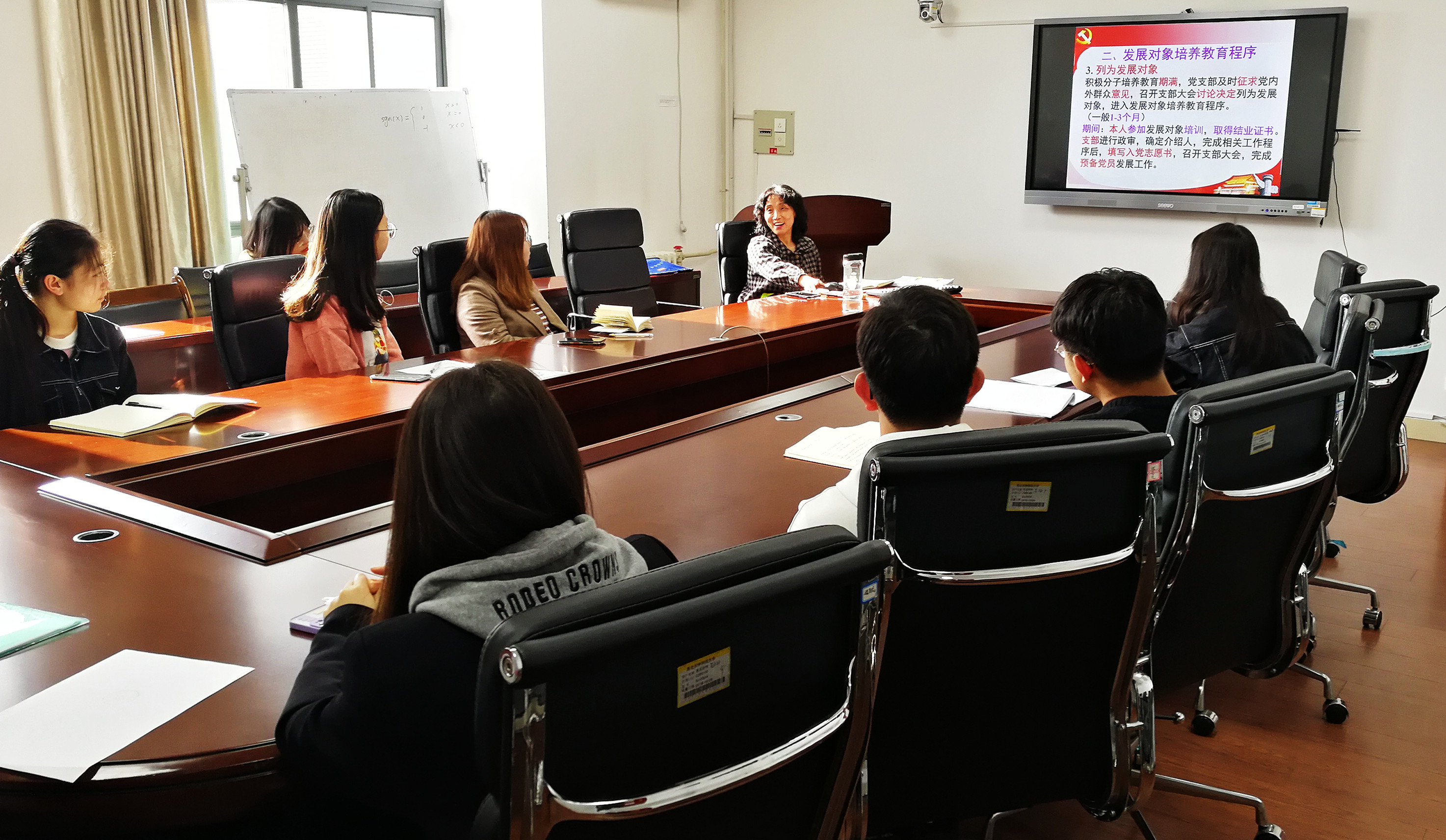 37676eca3e484e329d0e126ec9b13eef.jpg 37676eca3e484e329d0e126ec9b13eef.jpg