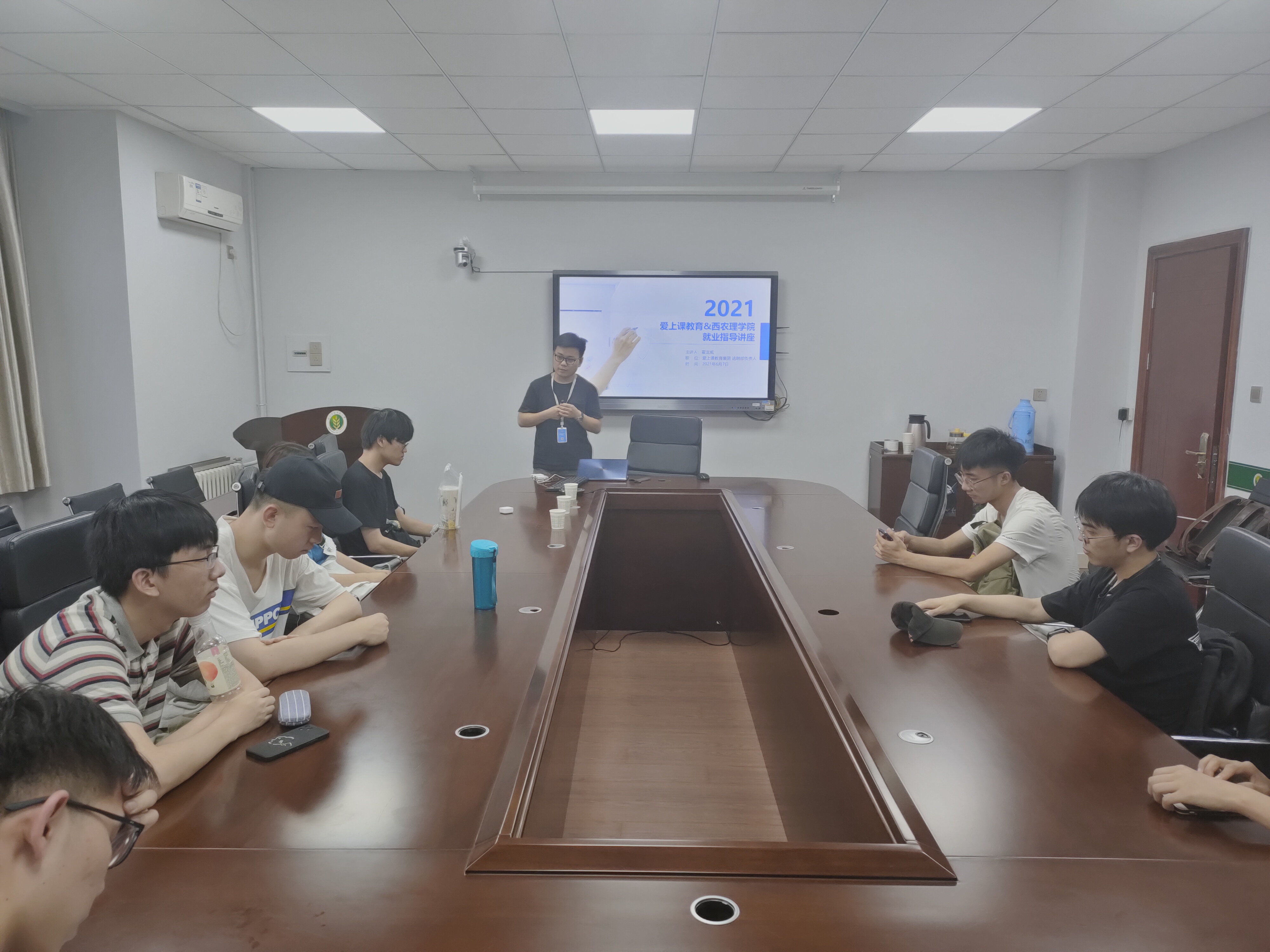 81b8fbb0dc04421280b4fd095f7982f7.jpg 81b8fbb0dc04421280b4fd095f7982f7.jpg