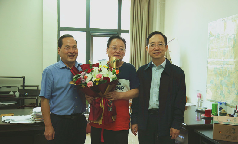 33f7d1276faa47849b36981da1a1cec4.jpg 33f7d1276faa47849b36981da1a1cec4.jpg