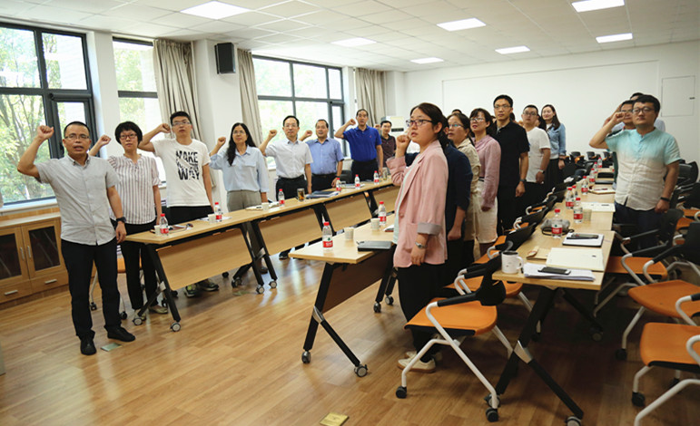 f08fc69e5a2b4df0bc28dd622f303eb4.jpg f08fc69e5a2b4df0bc28dd622f303eb4.jpg